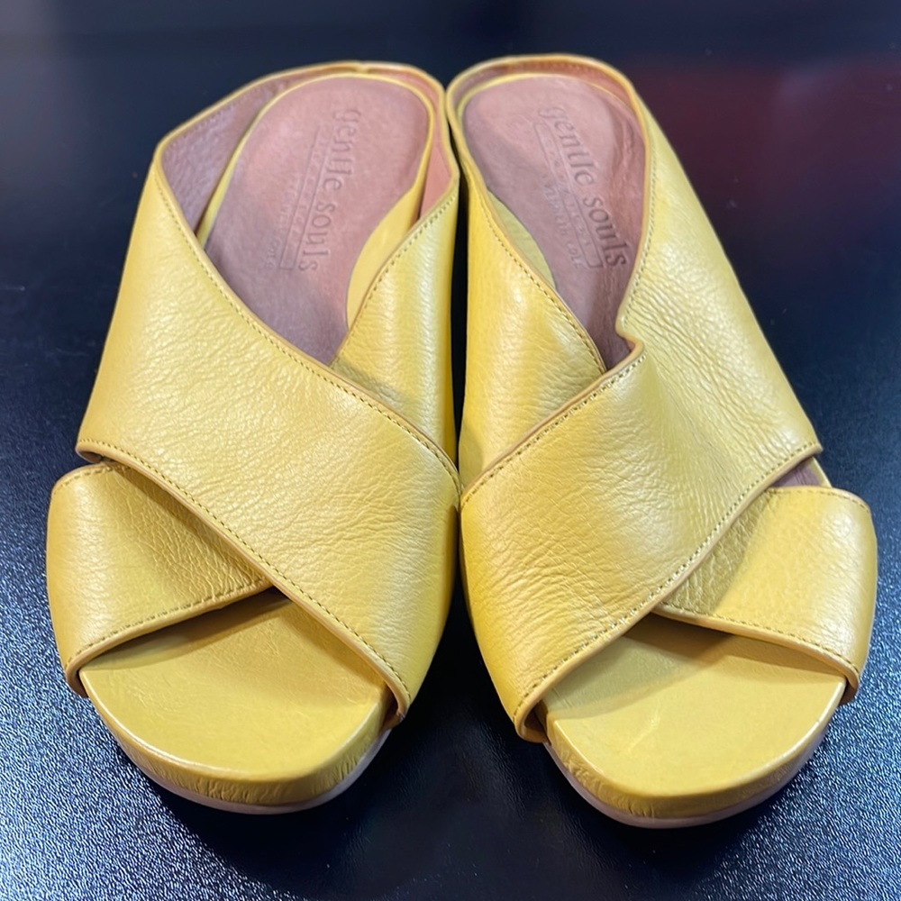 Gentle Souls marigold yellow Gianna x band slip on leather mules women’s 8.5